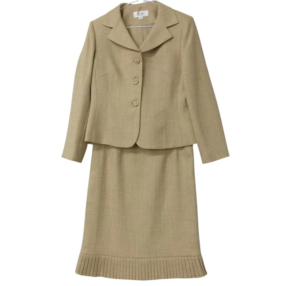 Le Suit Petite Women's Beige Herringbone Piece Skirt Suit Set Blazer & Skirt 12P - Picture 1 of 4